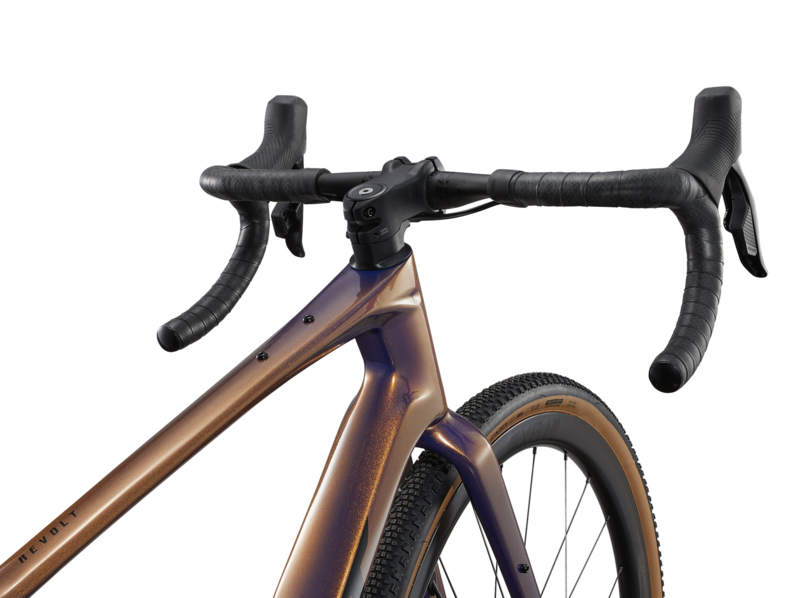 Giant Revolt Advanced Pro 1