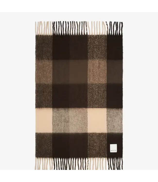 Reykjavik Throw- Dark Earth Brown