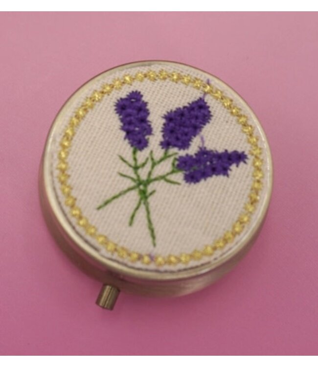 Floral Embroidery Jewelry Organizer