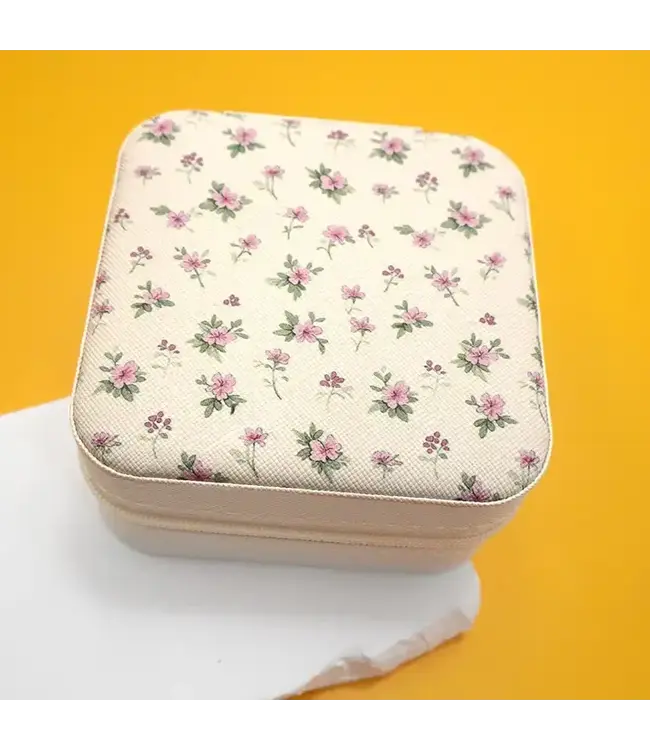 Designed Jewelry Organizer Travel Box