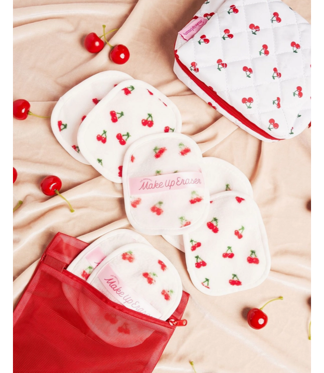 The Original MakeUp Erase 7-Day Set & MakeUp Bag