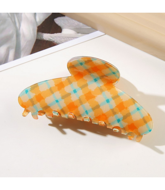 Large Checker Oval Hair Claw Clip