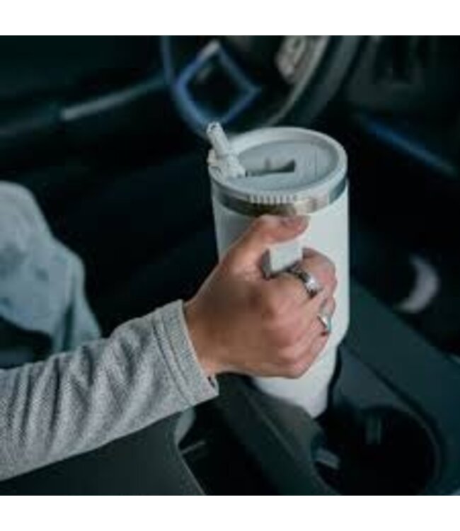 YETI 40 oz Travel Straw Mug