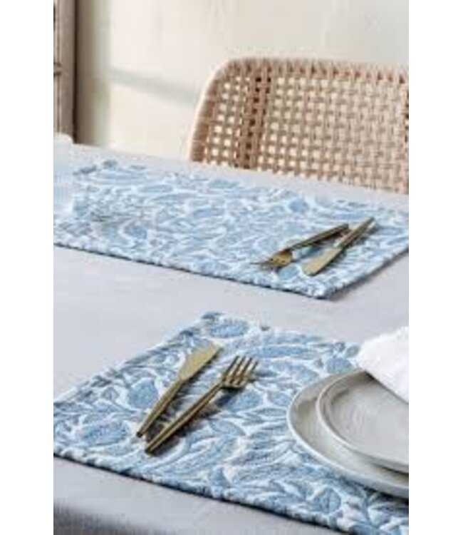 Larkspur Topiary Placemat