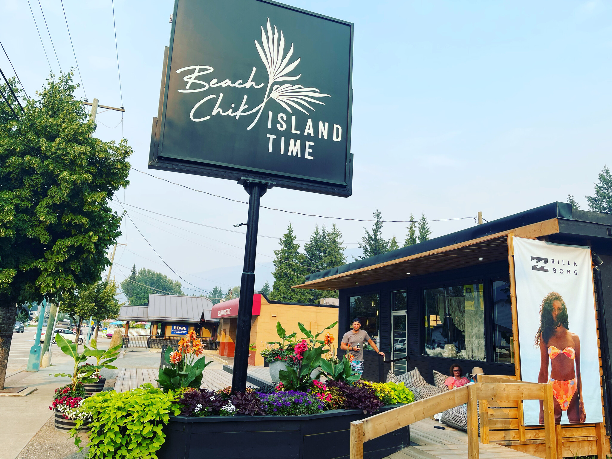Beach Chik Sicamous Store