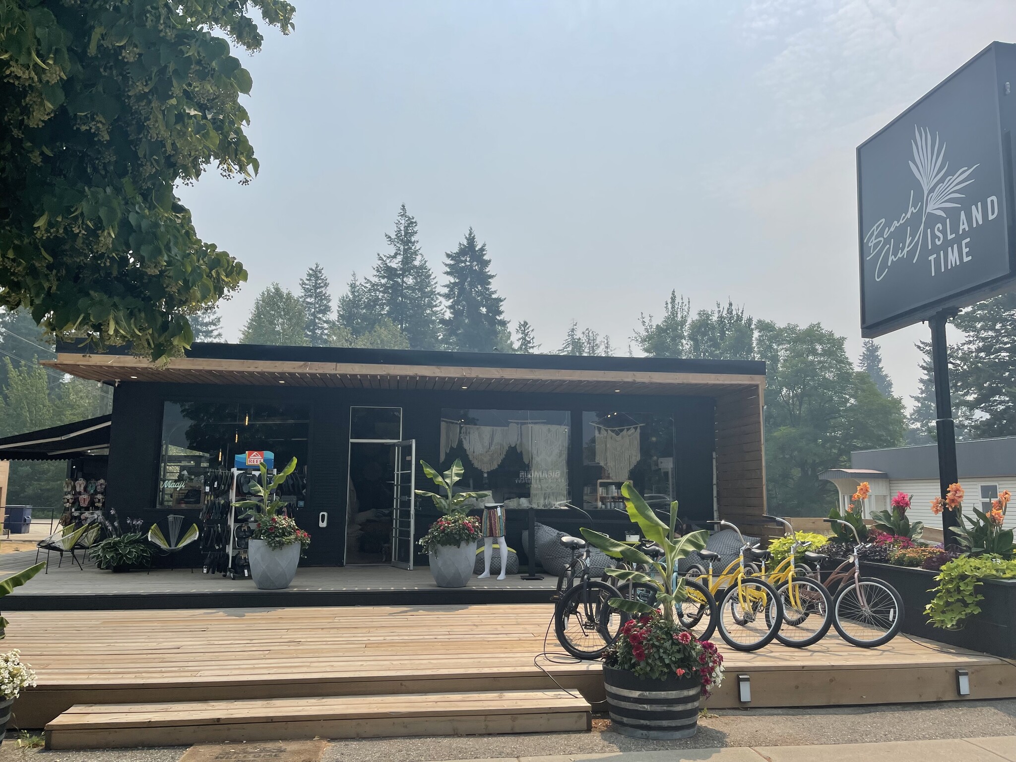 Beach Chik Sicamous Store