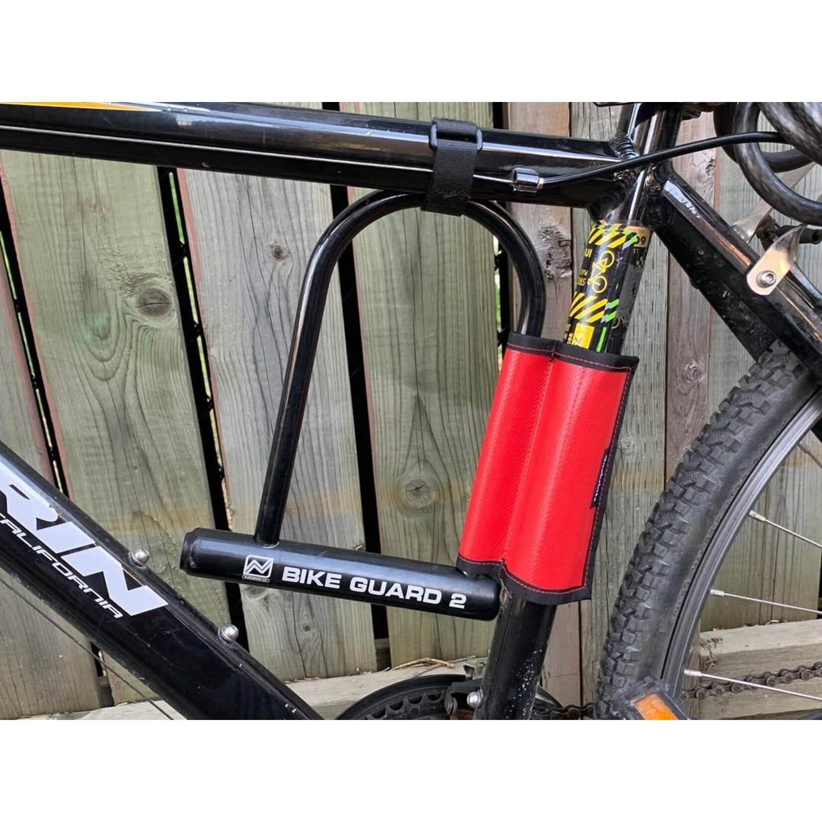 Support à cadenas en U Snakebite