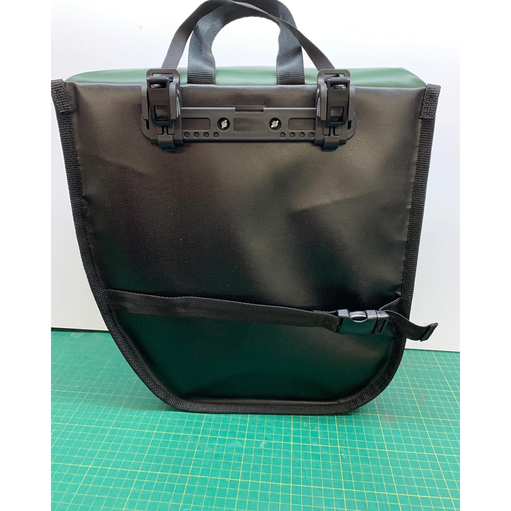 Snakebite Sac simple Classic Top