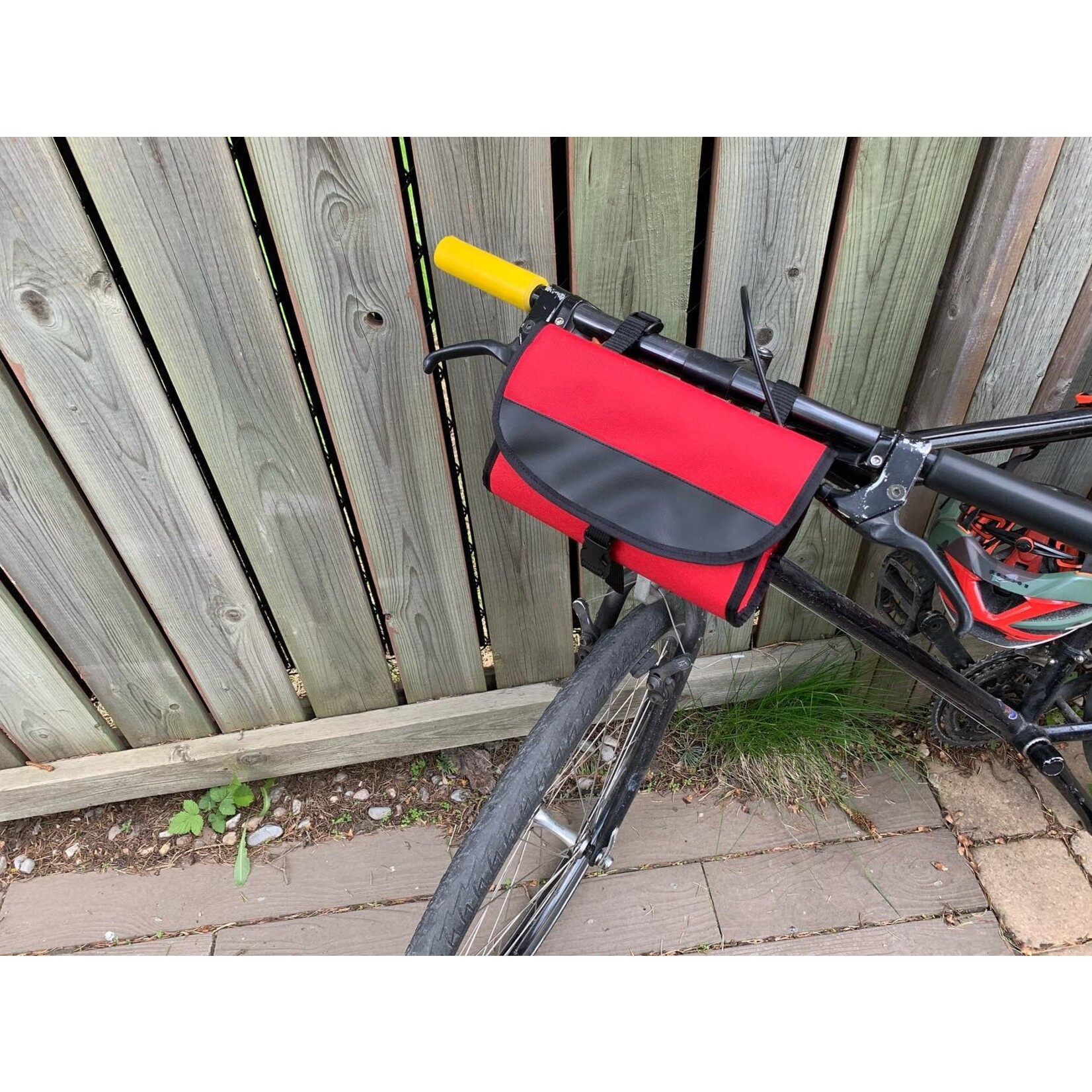 Snakebite Handlebar Bag