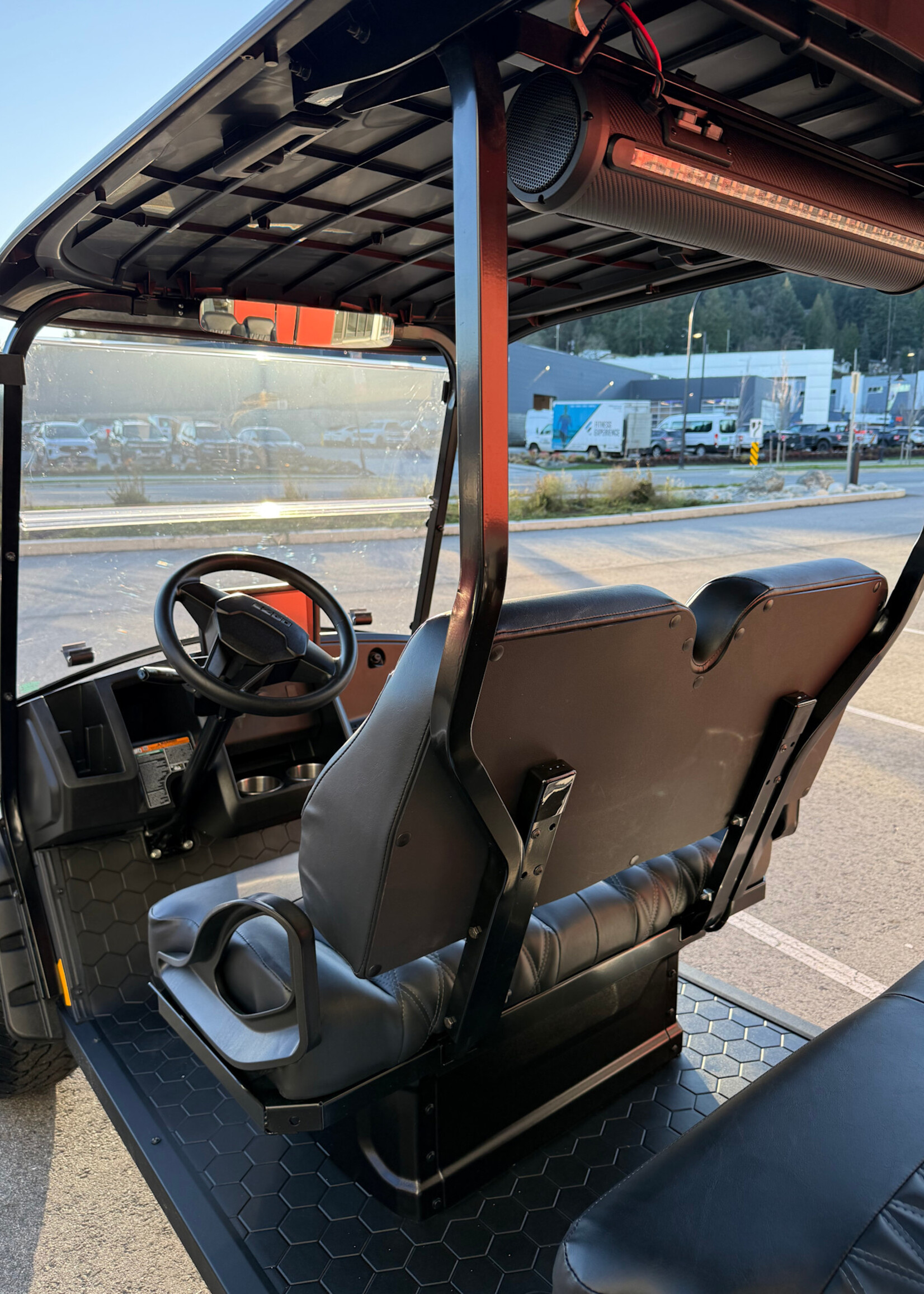 EZGO 2026 EZGO Liberty Lithium White 3671141