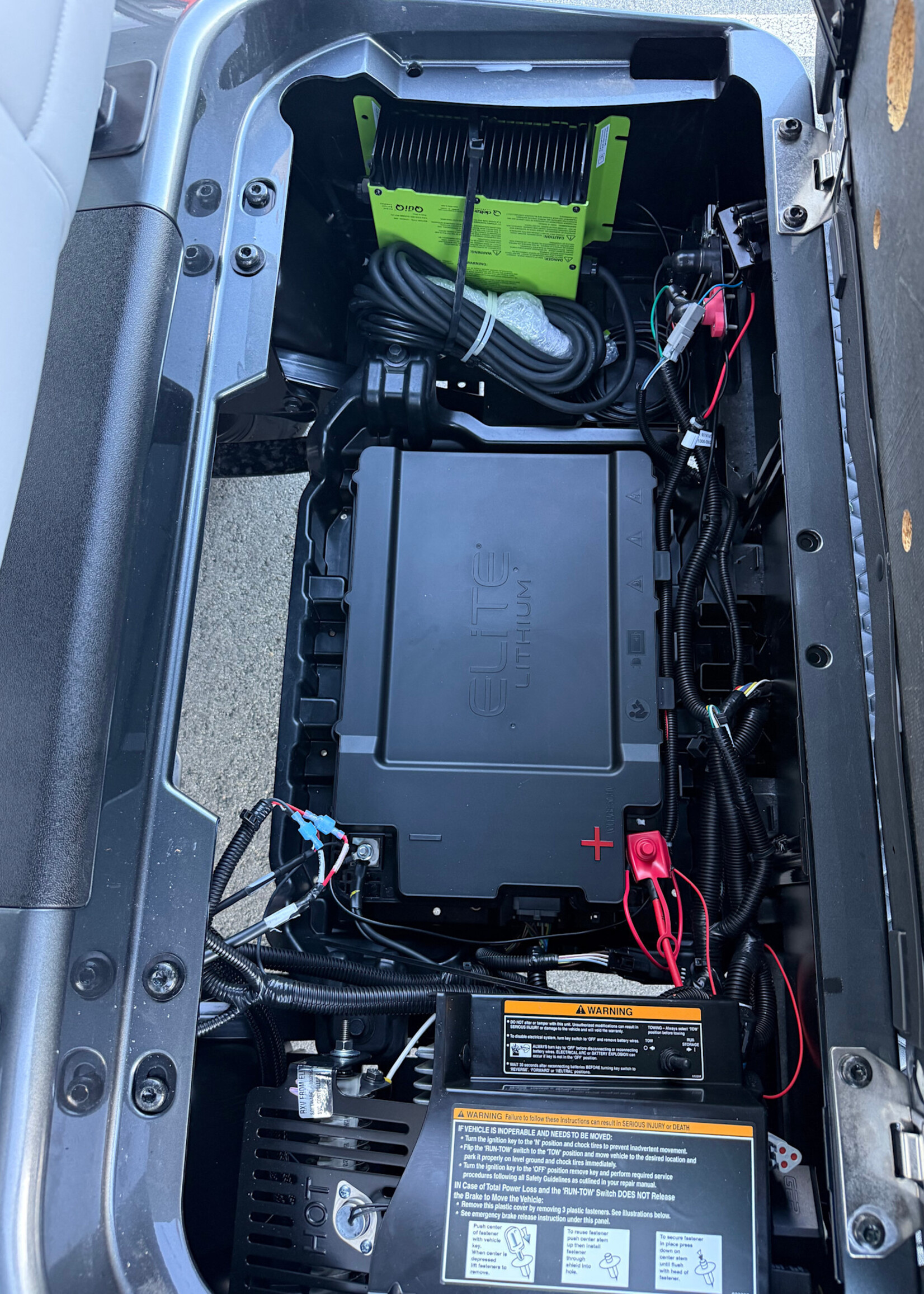 EZGO 2026 EZGO RXV Elite Lithium Charcoal 5953590