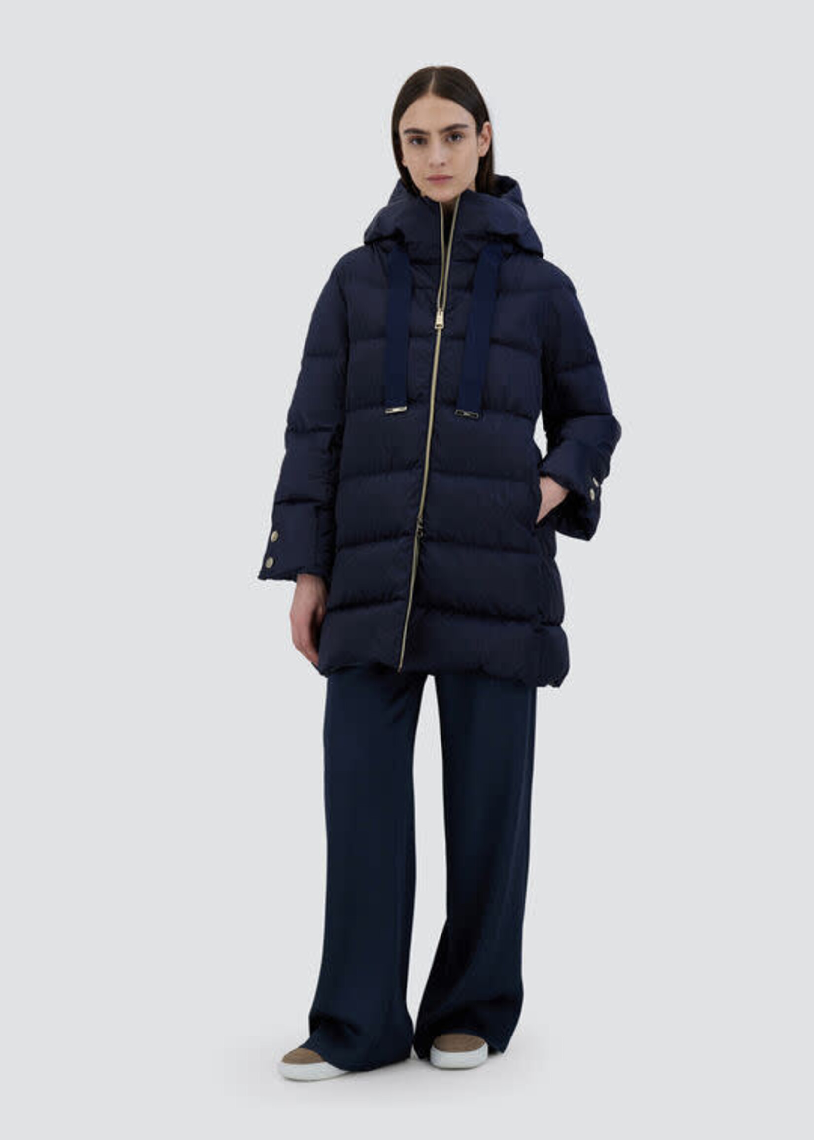 HER HER ABRIGO A-SHAPE SATEEN