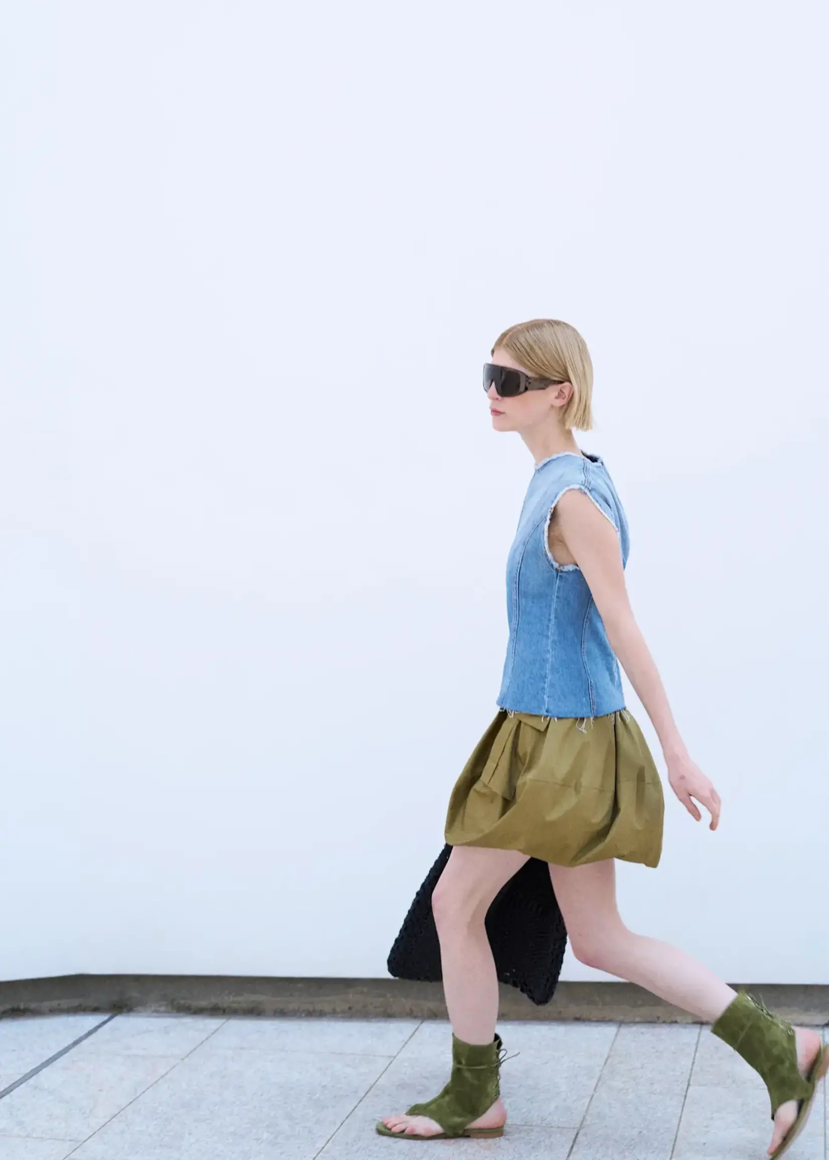 TE TE TOP LIGHT-WASH DENIM