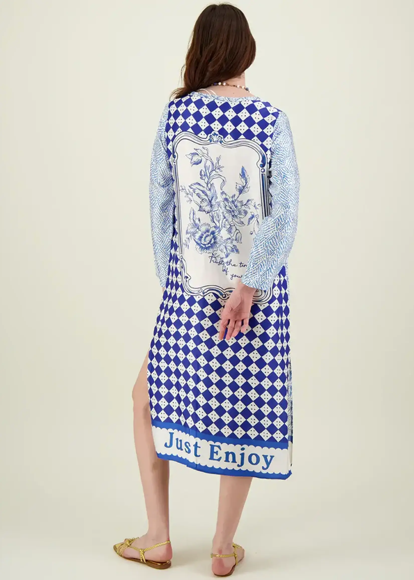 ME ME VESTIDO VIOLET V-NECK COAST