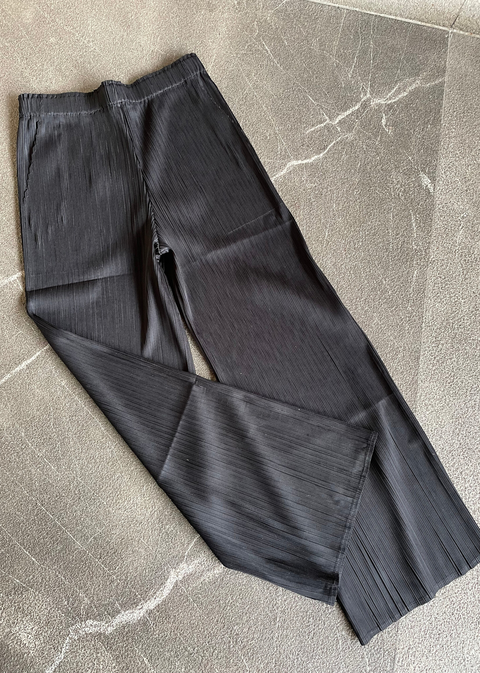 MEIM MEIM PANTALON NEGRO