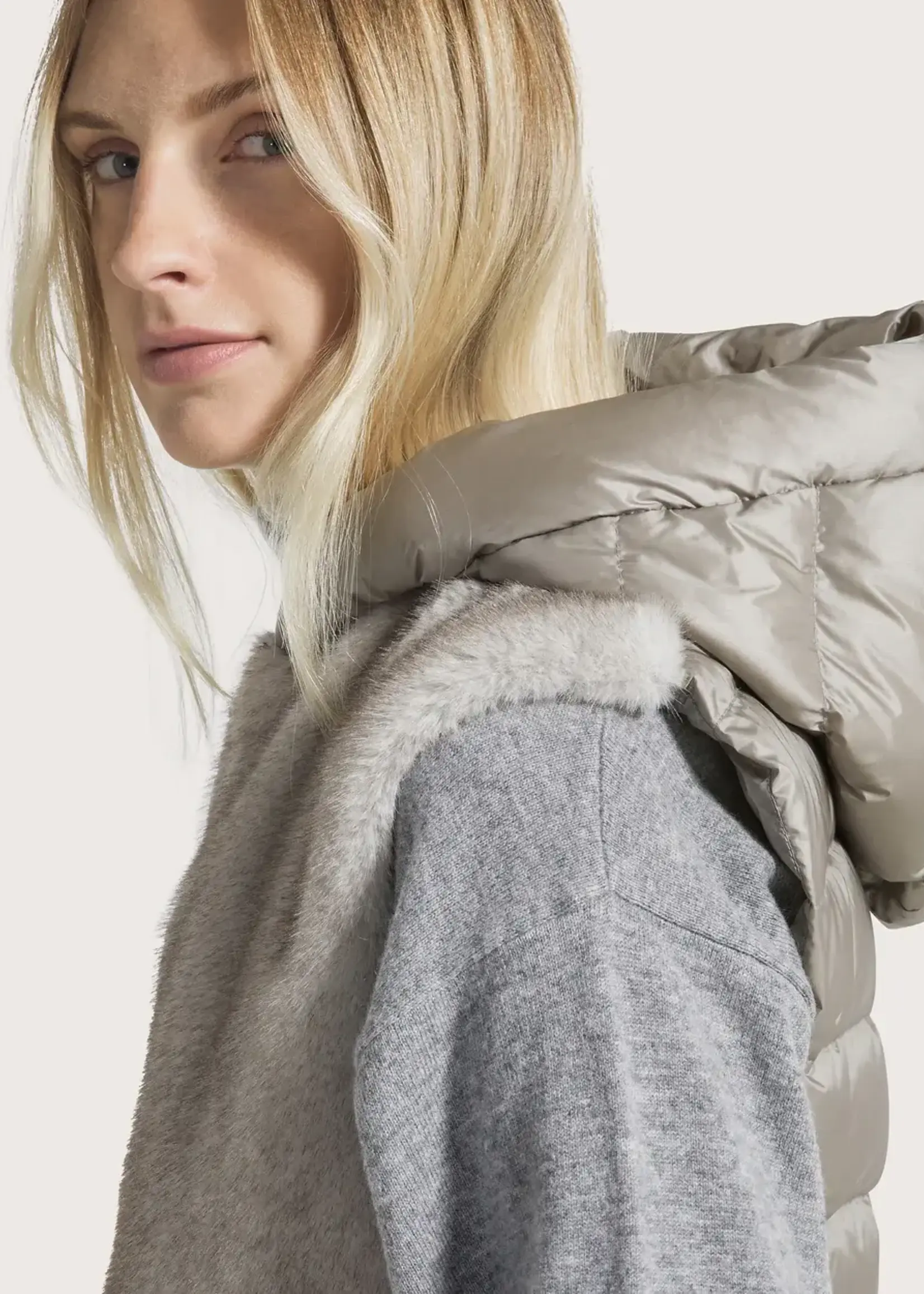 SEV SEV CHALECO PADDED W/HOOD