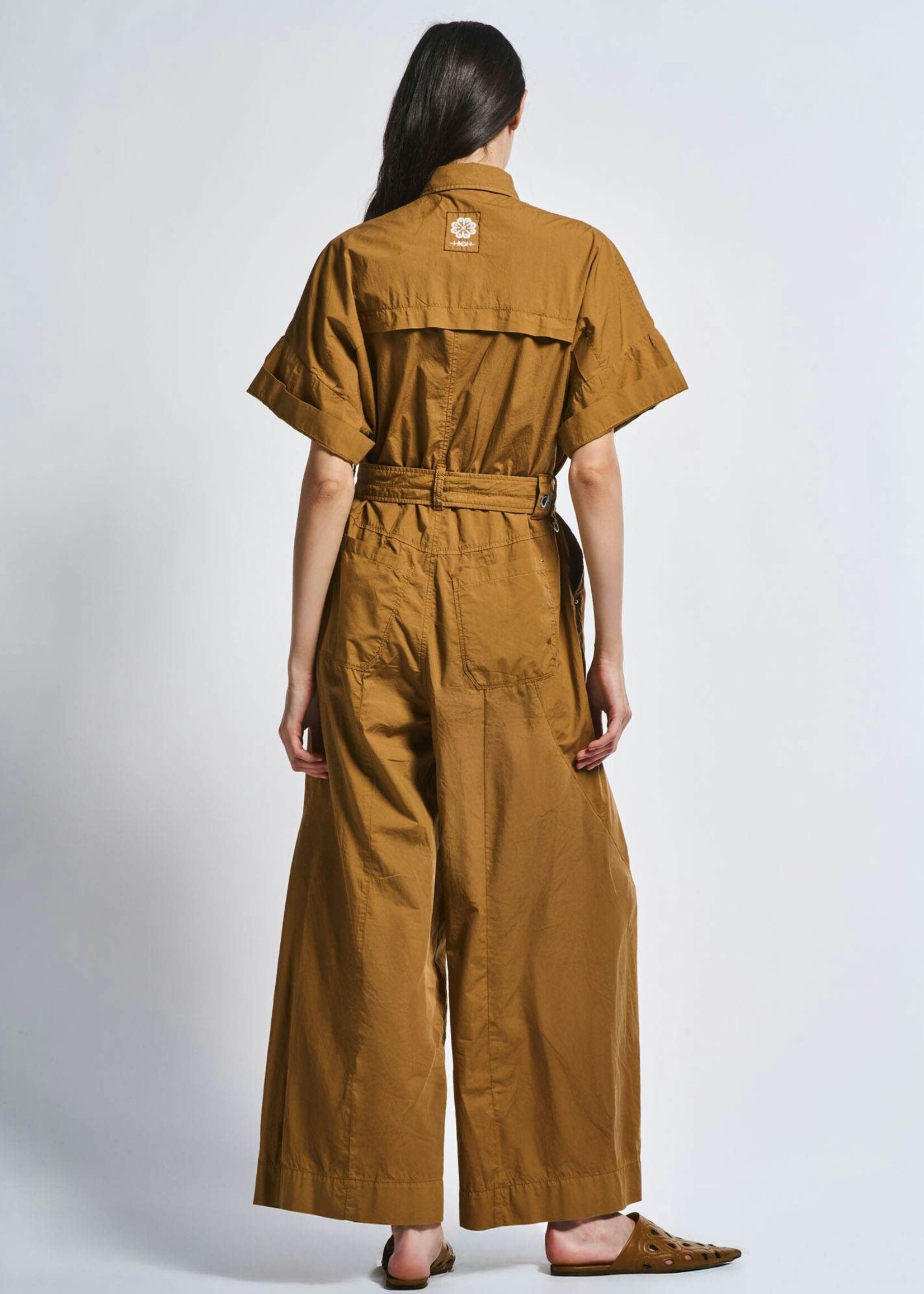 HI HI JUMPSUIT ANIMATE