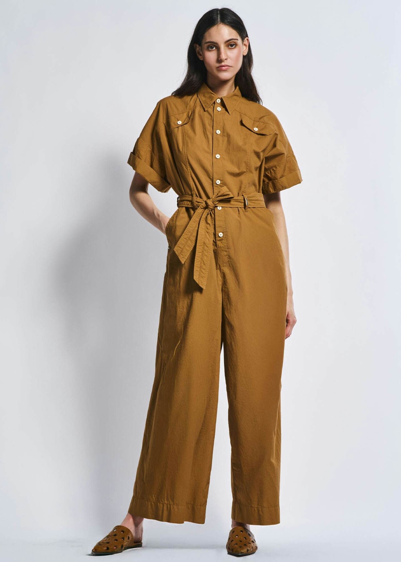 HI HI JUMPSUIT ANIMATE