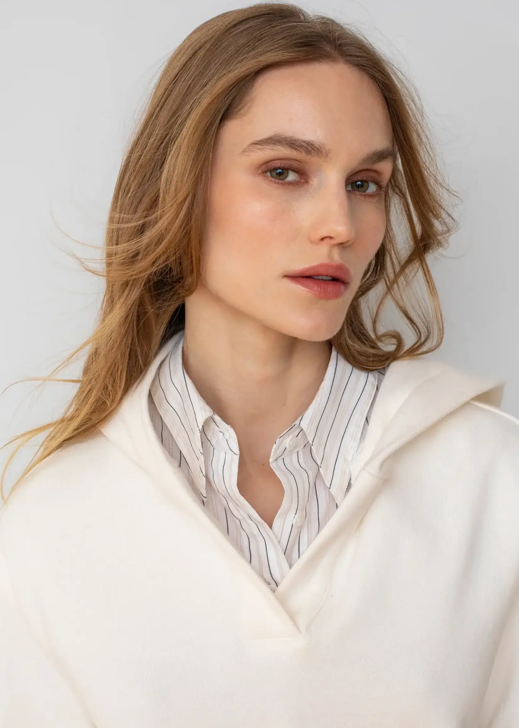 WE WE HOODIE THE STREET