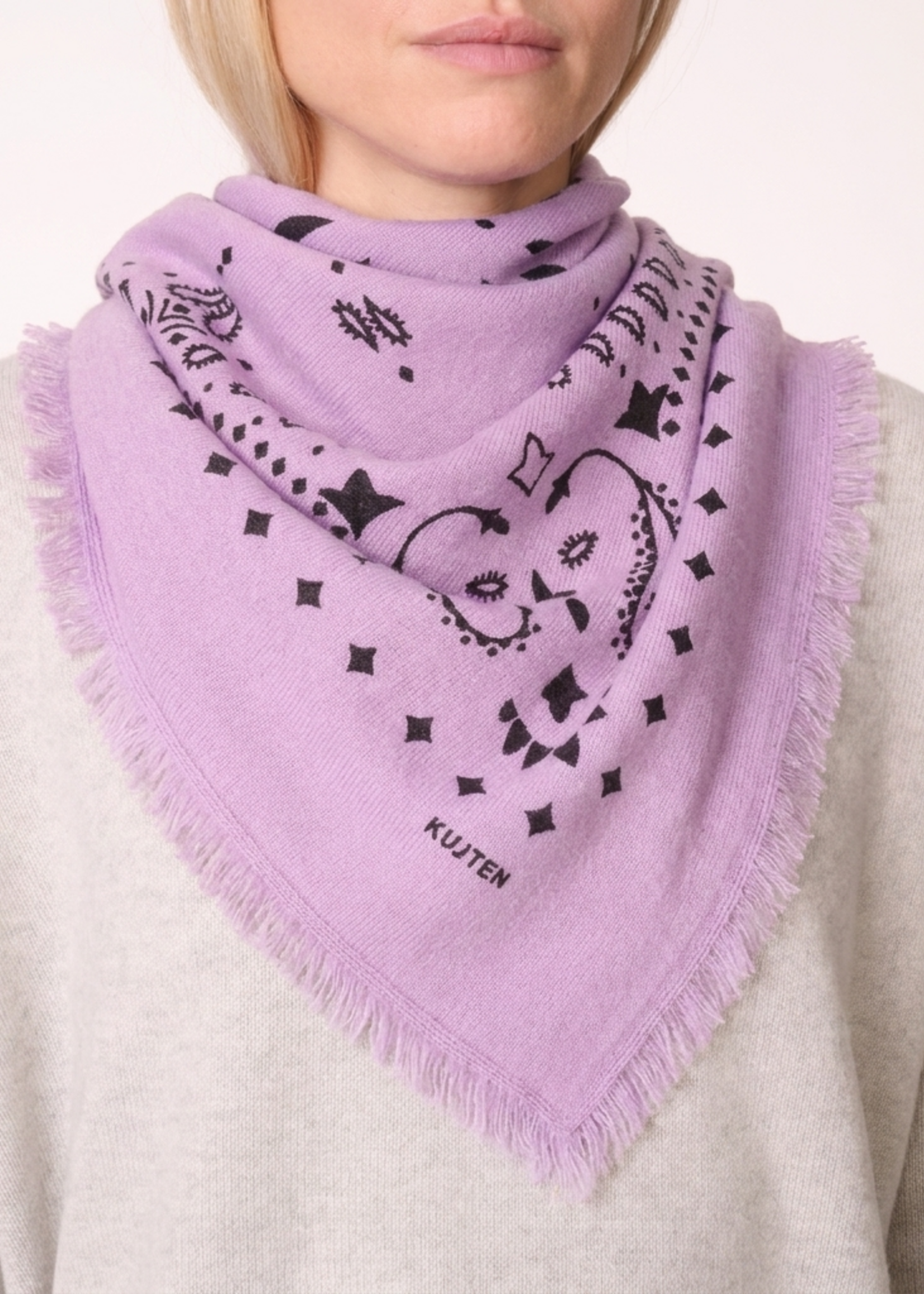 KUJ KUJ BANDANA HACHIKO