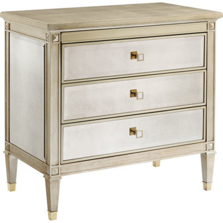 Caracole Classic 32 W Nightstand