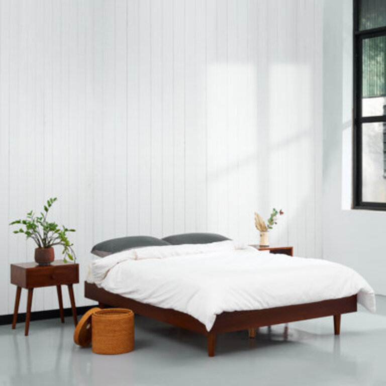 Fly Solid Wood Bed Frame without Headboard and Silent Slats 1000 lbs Capacity Bed Frame