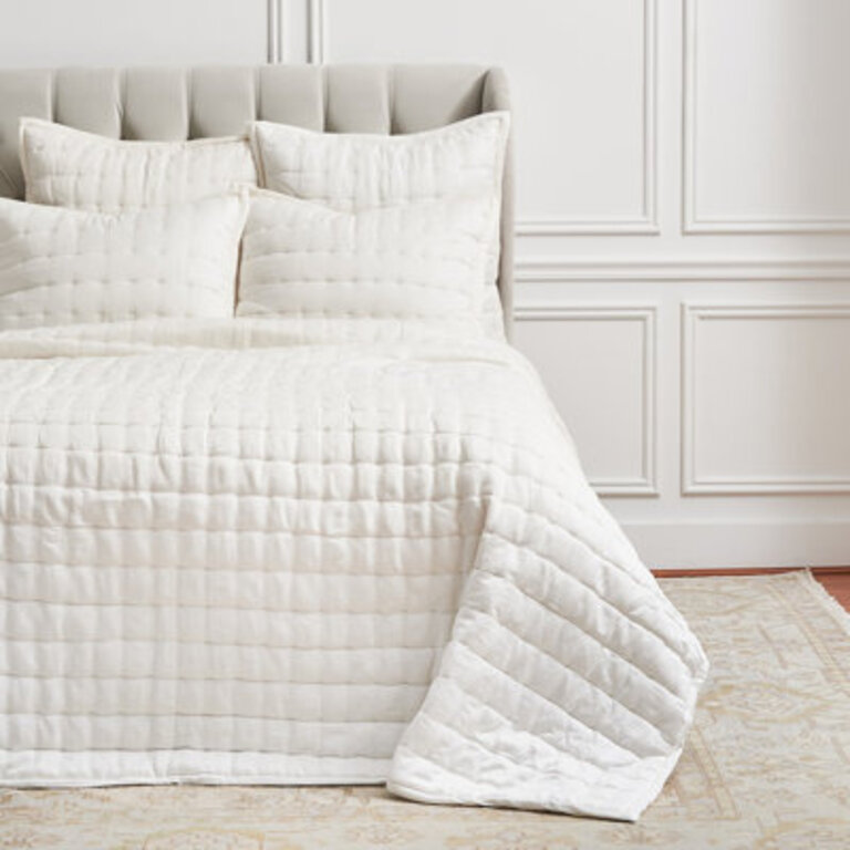 Nathanson White Standard Cotton Reversible Quilt