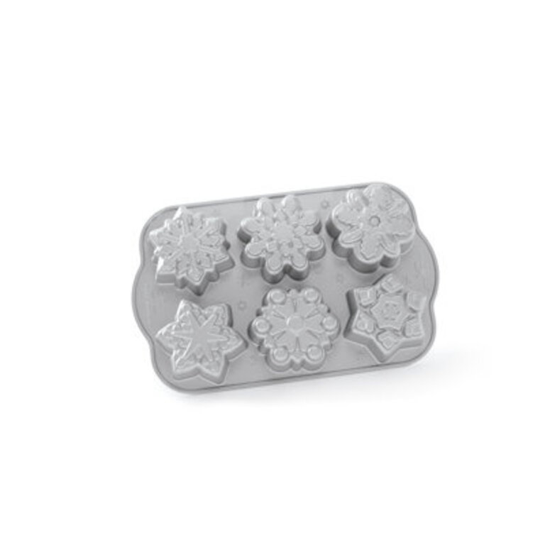 Nordic Ware Frozen Snowflake Non-Stick Cakelet Pan