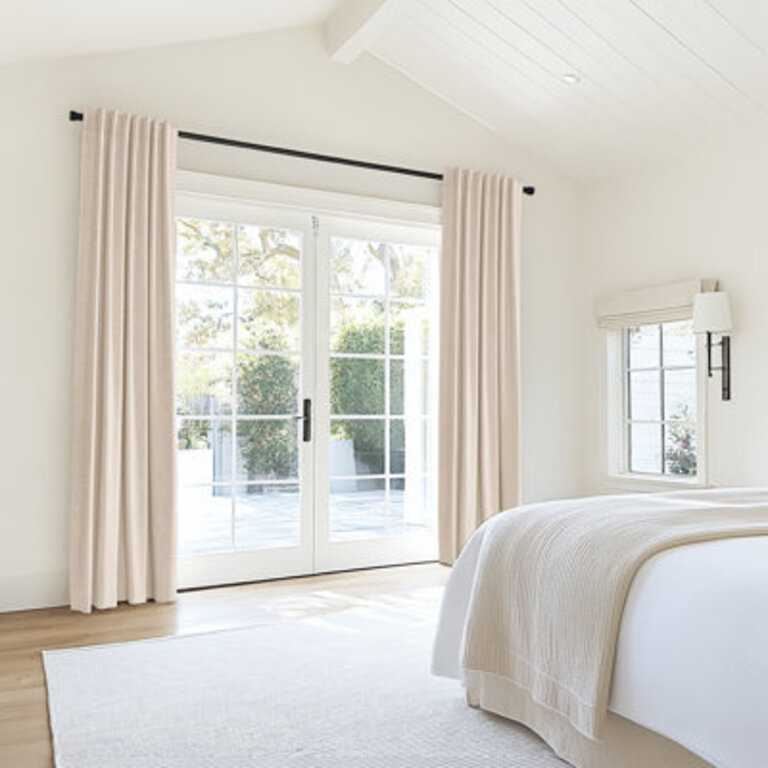 Set of 2 Graciella Insulated Blackout Curtains