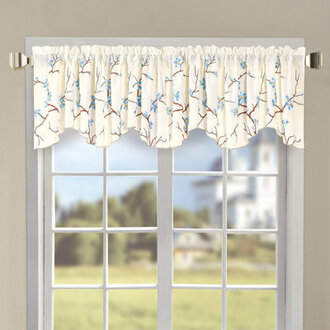 Floral Scalloped 60 Window Valance