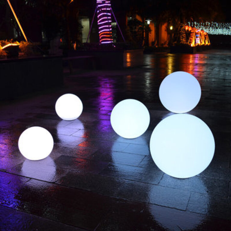 Beklabito Battery Powered Integrated LED Color Changing Outdoor Floating Light