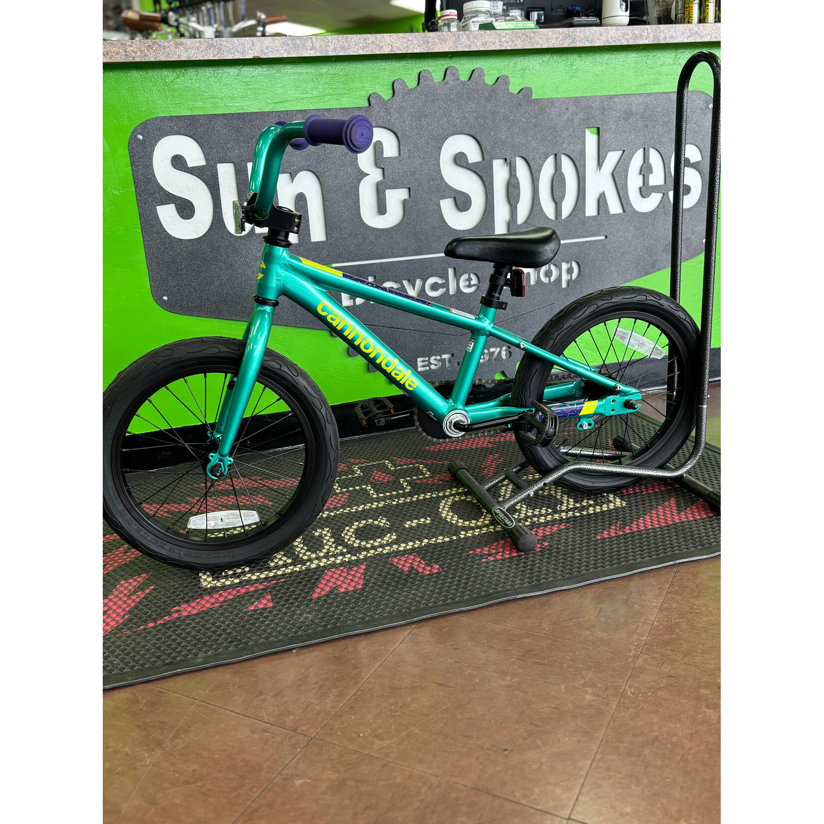 Cannondale Cannondale Trail 16" Kids Bike, Green