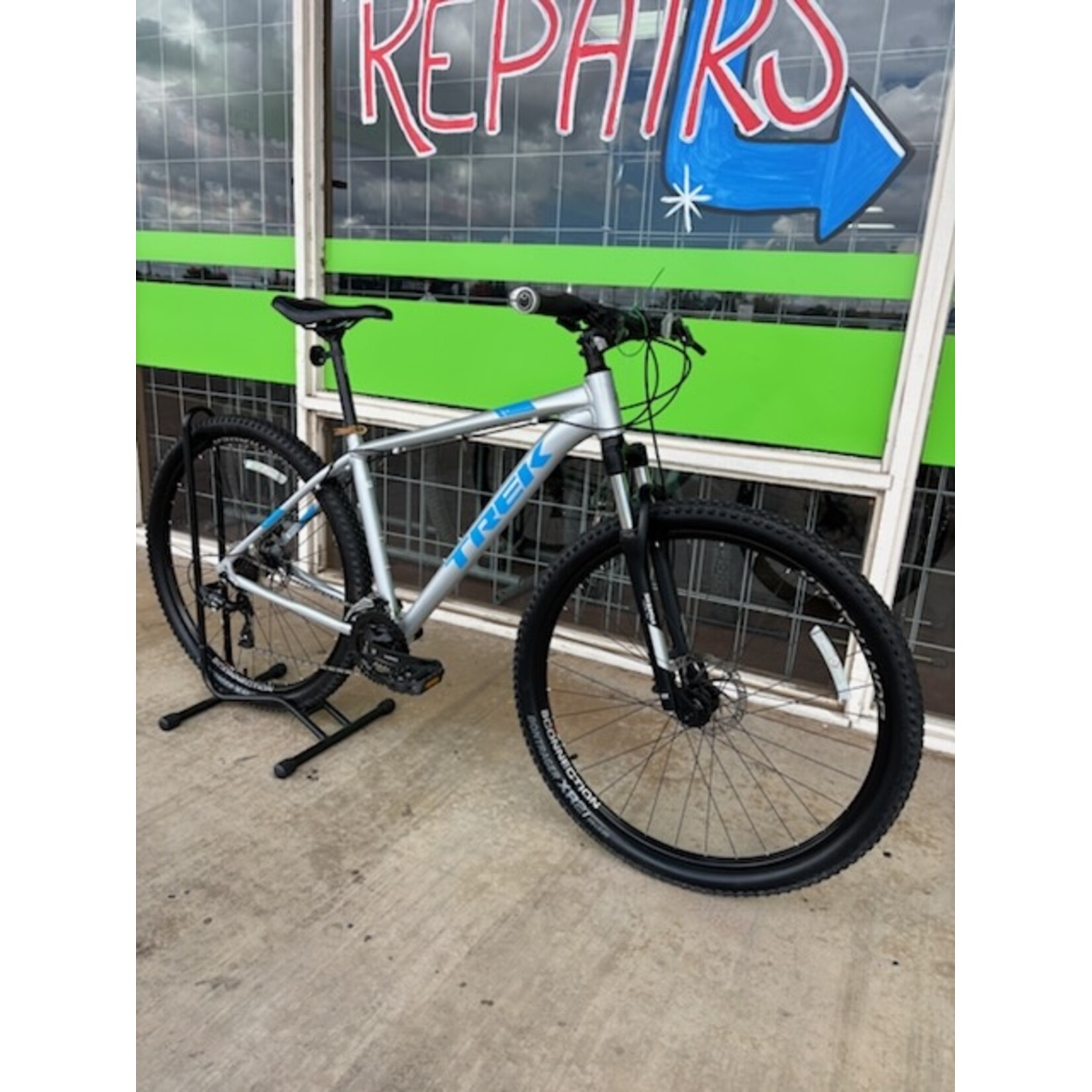 Trek Trek Marlin 4, Silver, Large