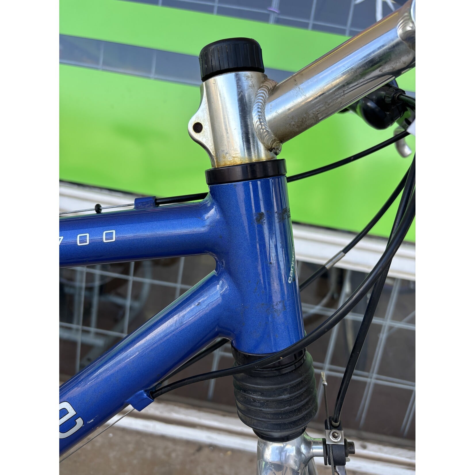 Cannondale Cannondale F700 Hardtail Mountain Bike, Blue, Medium