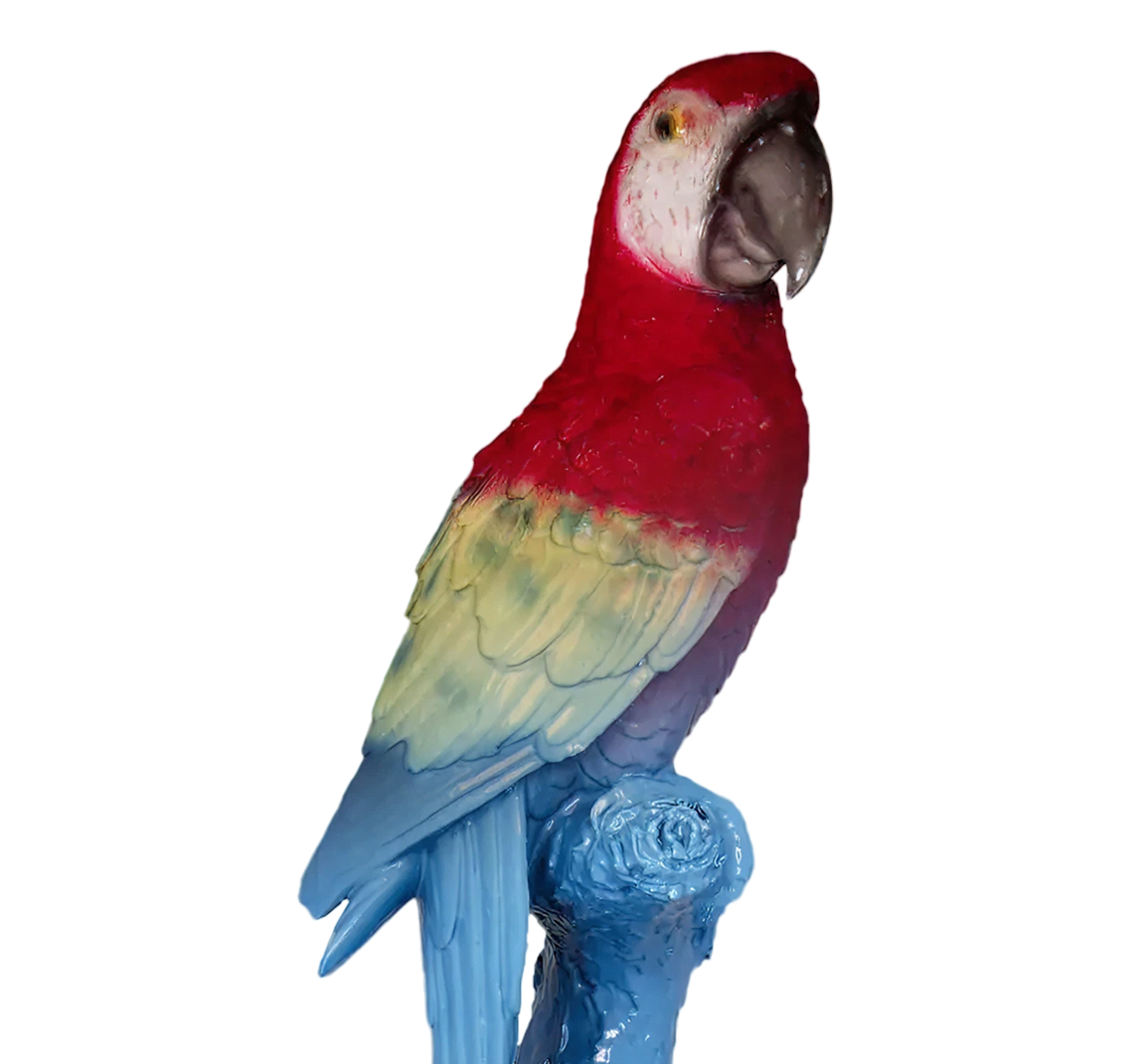 Colourful 3D rendering of a parrot statue.