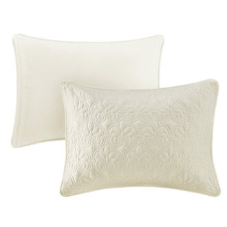 Quebec 3 Piece Split Corner Pleated Quilted Bedspread