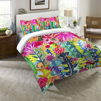 Vivid Floral Cluster PinkYellowBlue Microfiber Comforter