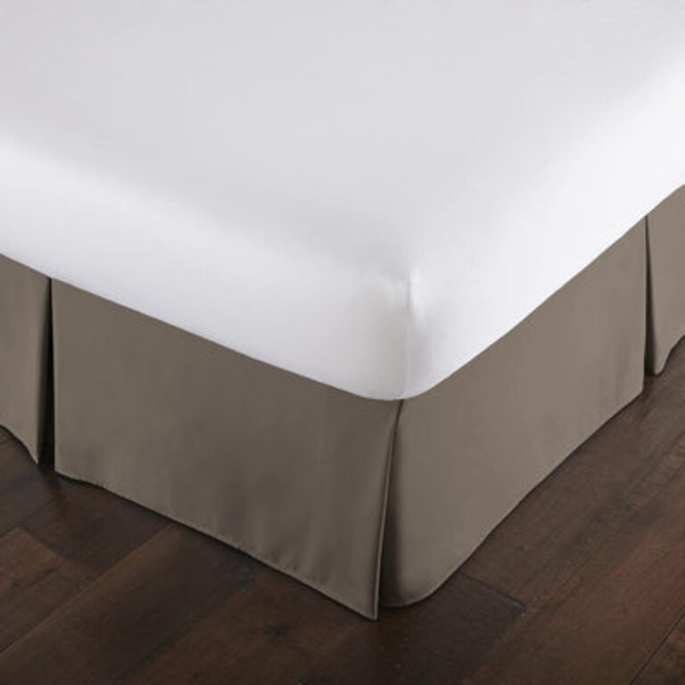 Vilano Springs 15" drop Pleated Microfiber Bed Skirt
