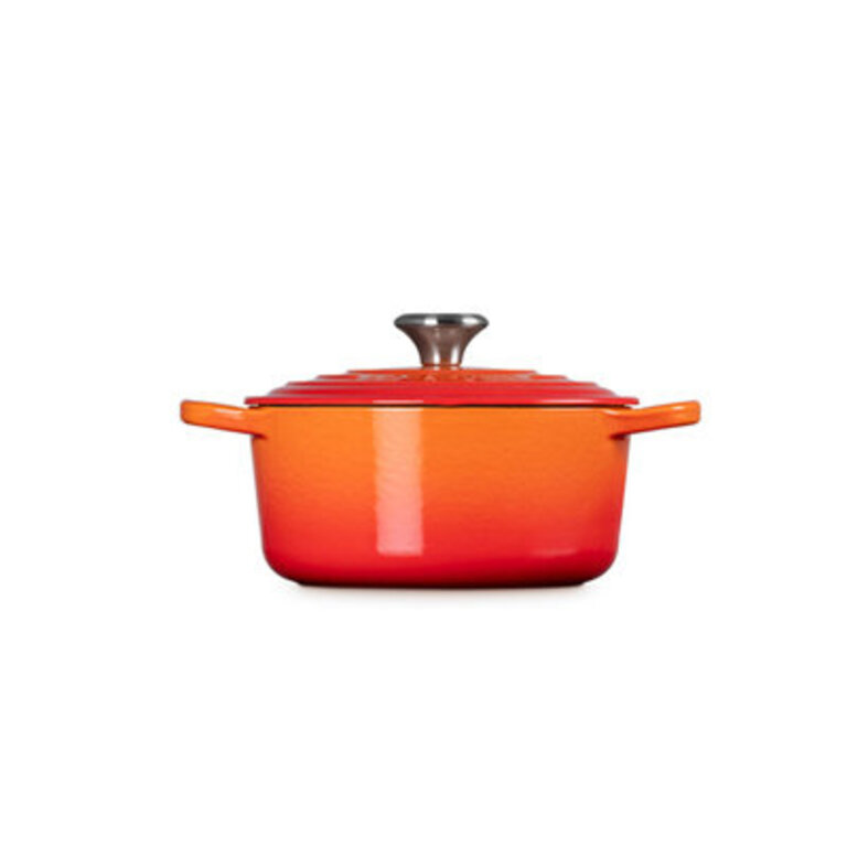 Le Creuset Signature Enameled Cast Iron Round Dutch Oven with Lid