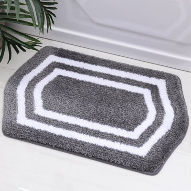 Shilyn Bath Rug