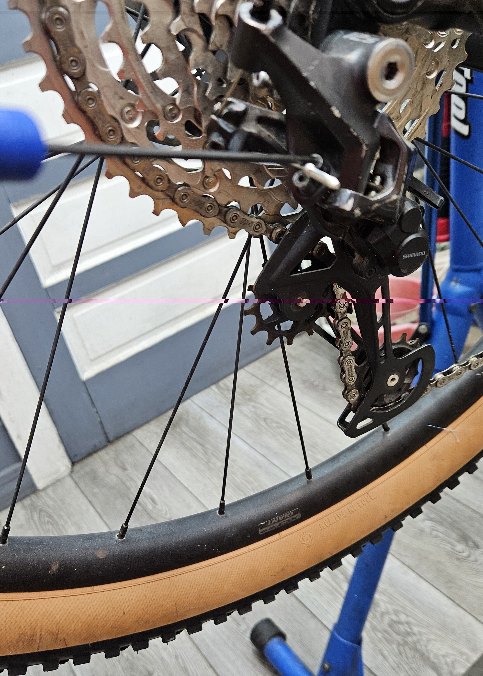 Deraileur Adjustment w/ Hanger Align