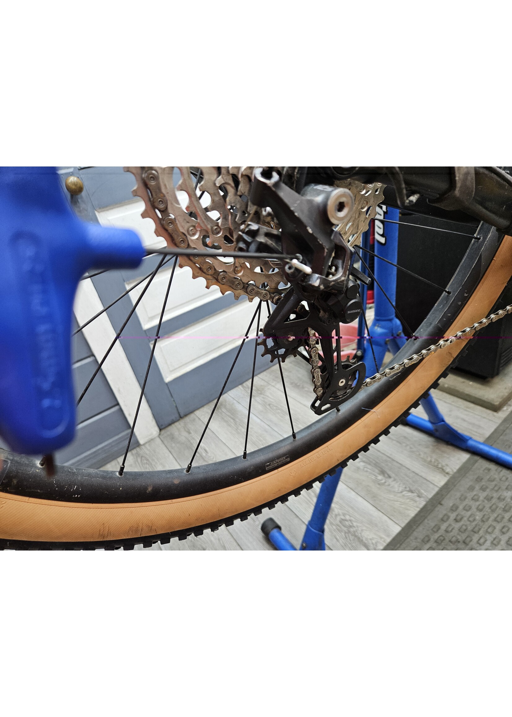 Deraileur Adjustment w/ Hanger Align