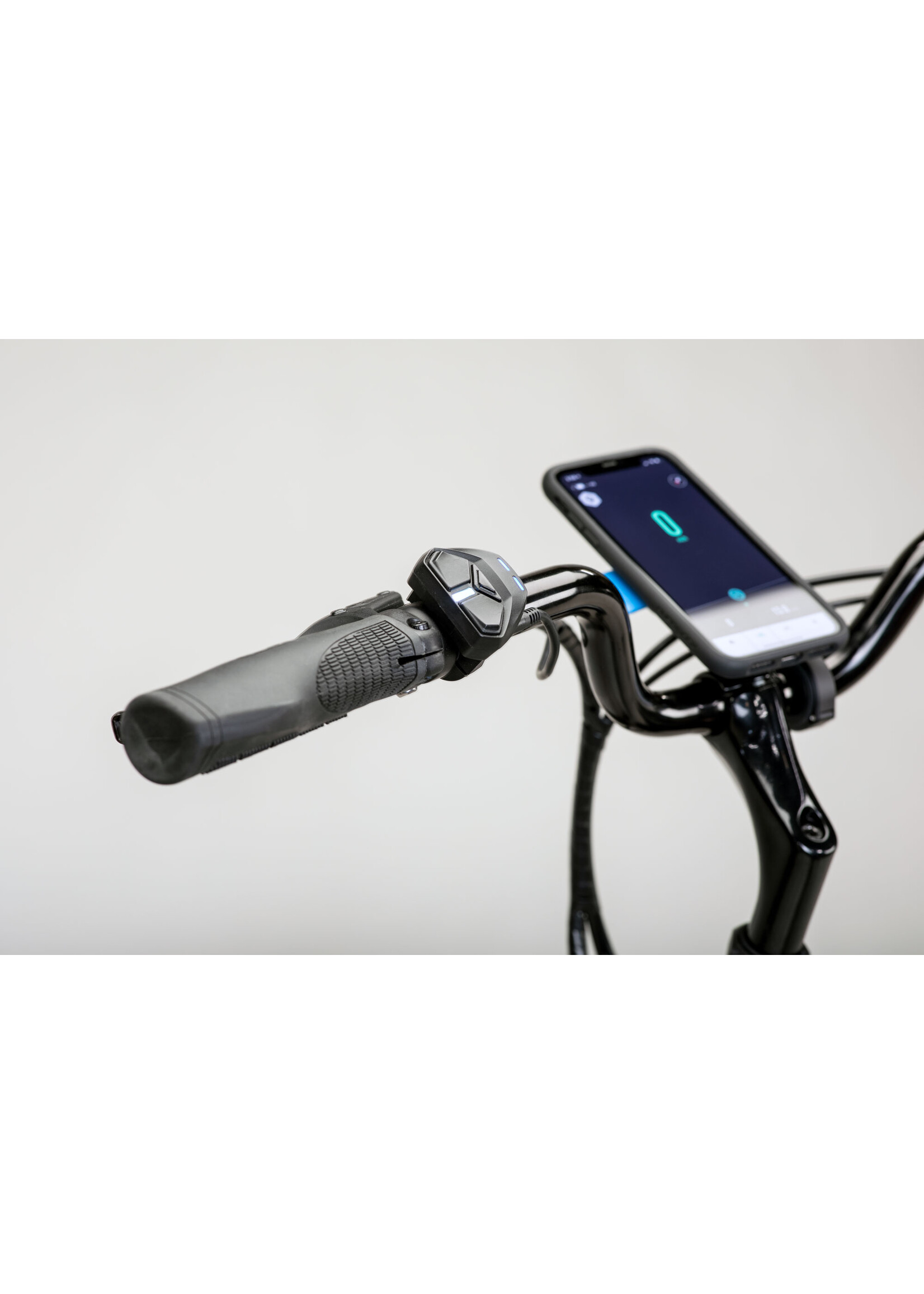 Jamis Bicycles Jamis Hudson E2 cruiser e-bike Step-Thru, Deep Blue size 18