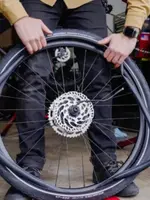 E-bike (rear) Install Tire &/or Tube