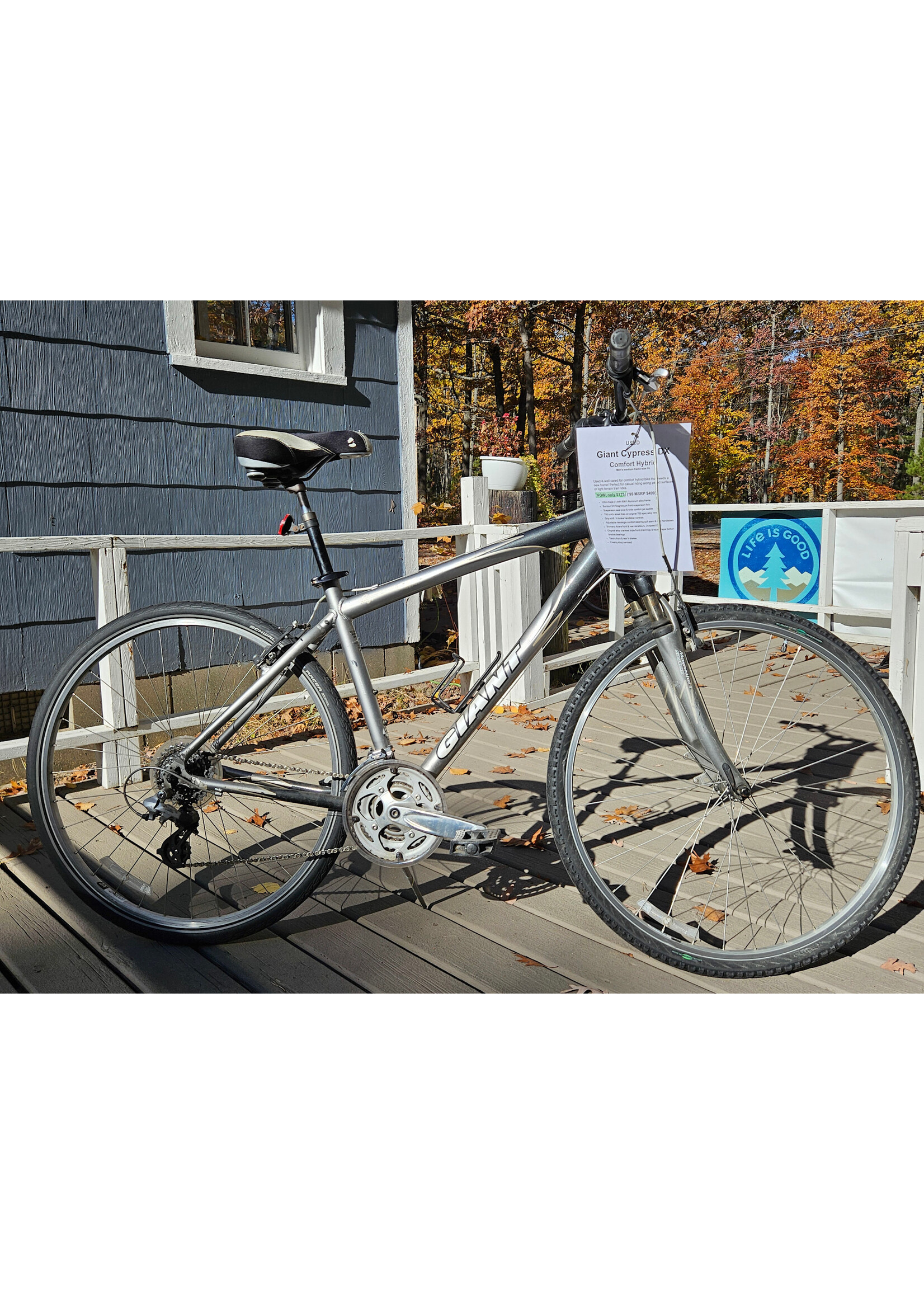 Giant Cypress hybrid bike
