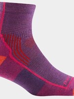 Darn Tough Women's Hiker Quarter Midweight Hiking Socks (1958)