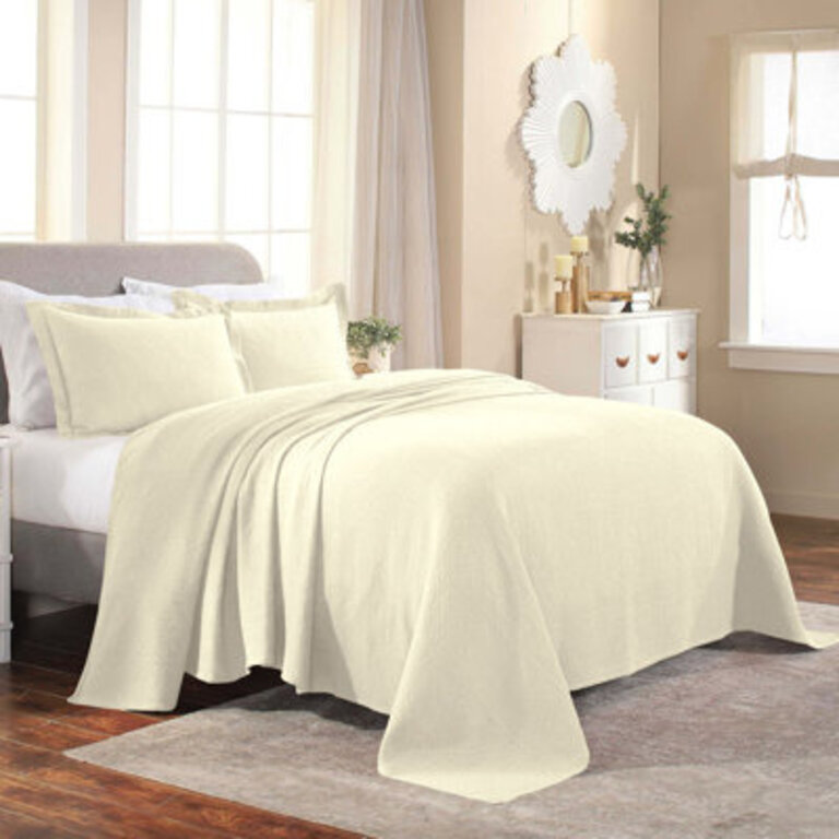 Swanton 100 Textured Medallion Cotton Modern  Contemporary Bedspread  Pillow Sham Set