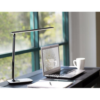 Mount-It LED Desk Lamp With USB Charging Port Dimmable Touch Controls with Color Adjustment