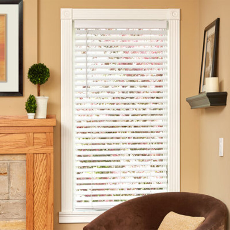 Akura Room Darkening 2 Flat Slat Faux Wood HorizontalVenetian Blinds