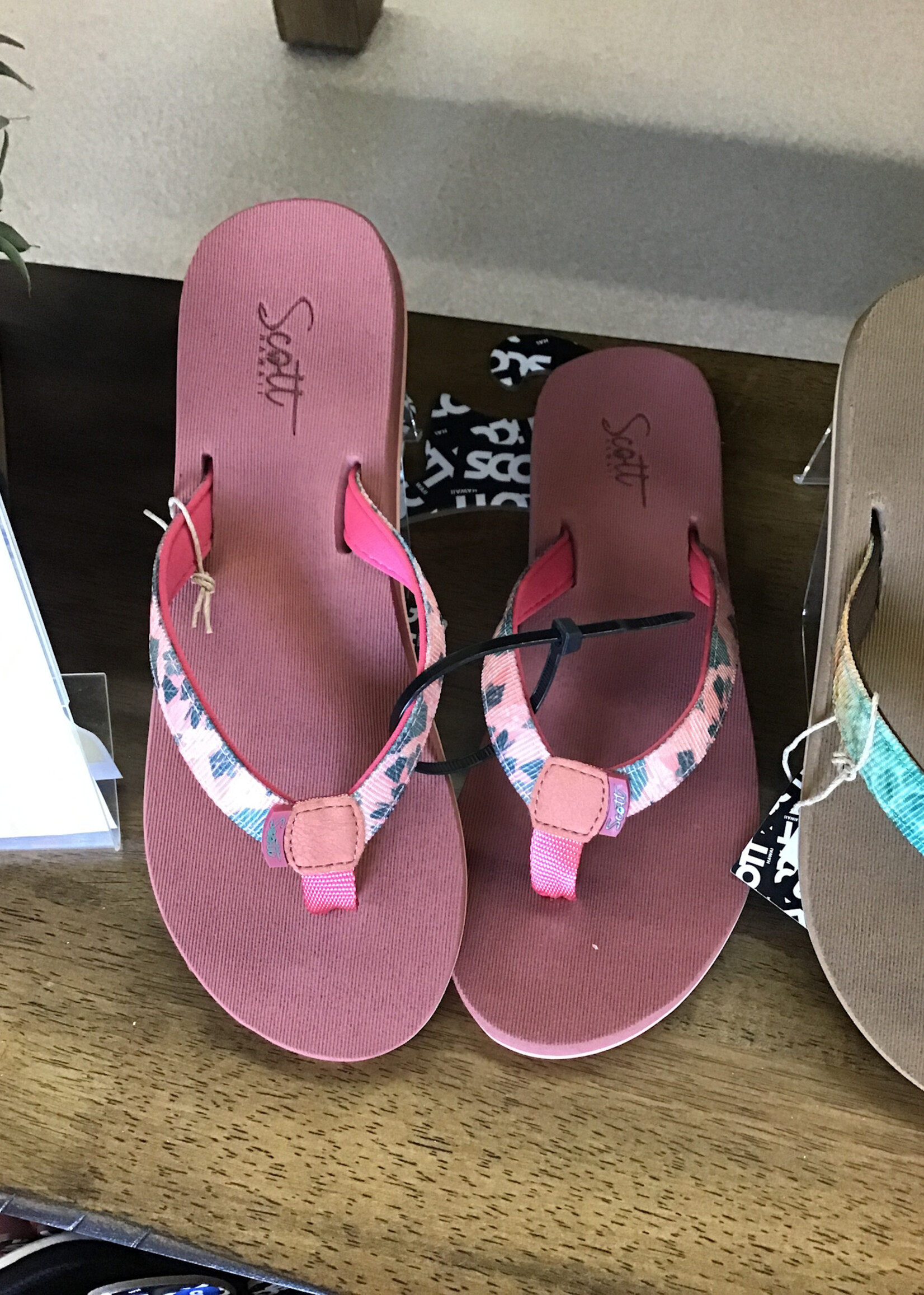 Scott Hawaii Scott Hawaii Sandals -